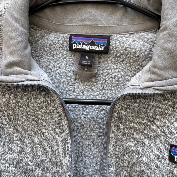 Patagonia Quarter Zip - Picture 2 of 2